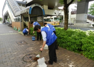 写真：地域清掃