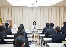 写真：店舗アルバイト研修